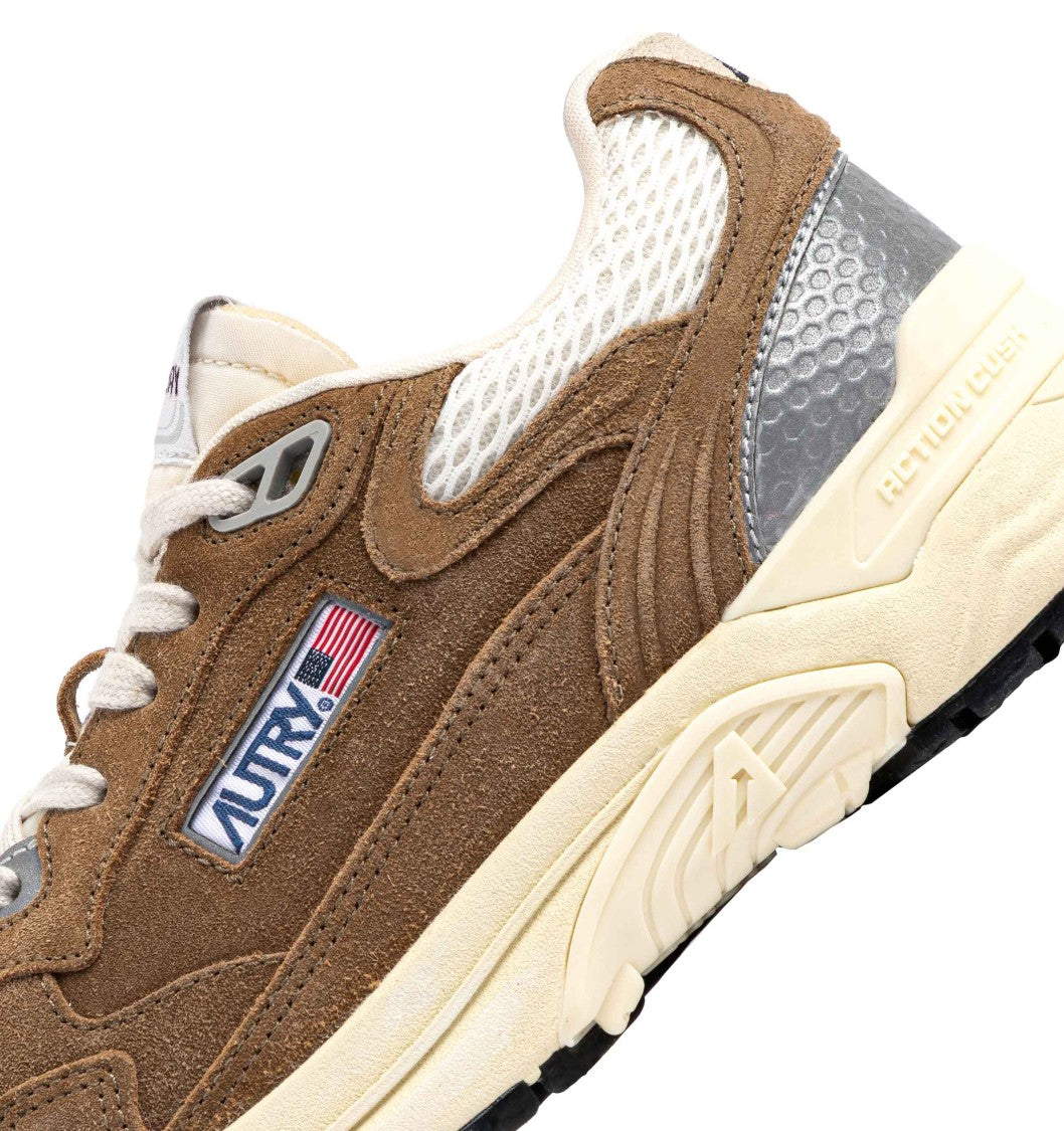 Autry Hyperway Suede Running Shoes
