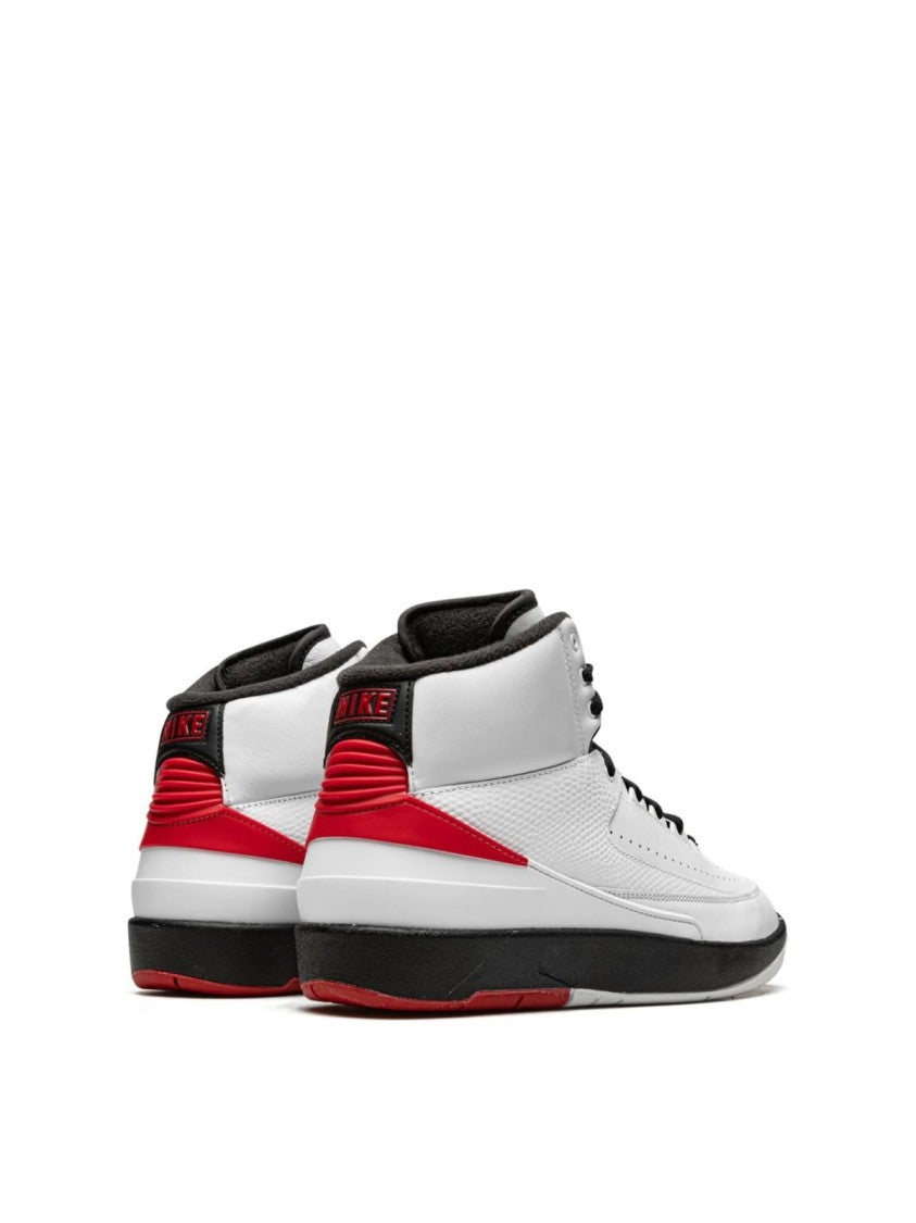 Air Jordan Air Jordan 2 Retro Chicago Sneakers