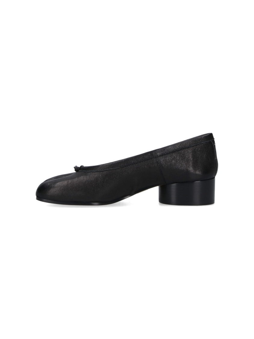Maison Margiela Black Sheepskin Décolleté Tabi With Split-Toe Design