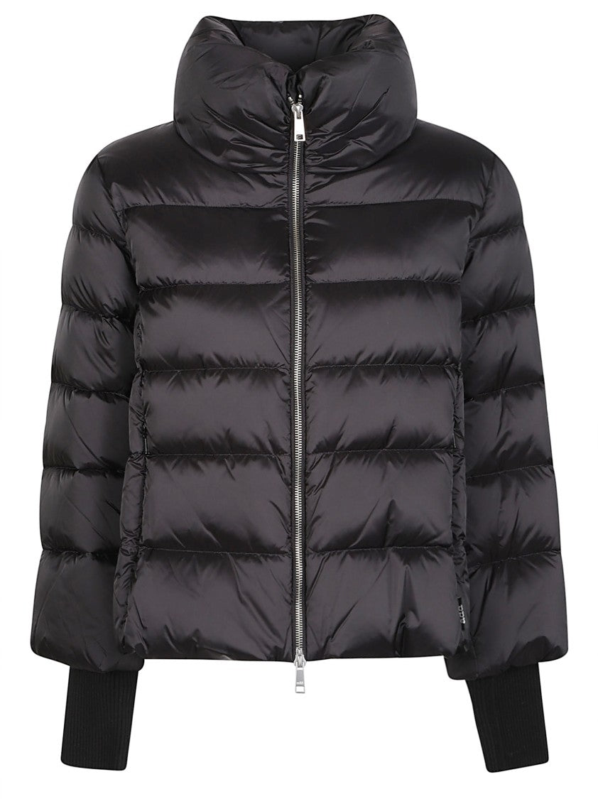 Add Short Nylon Padded High Collar Cape