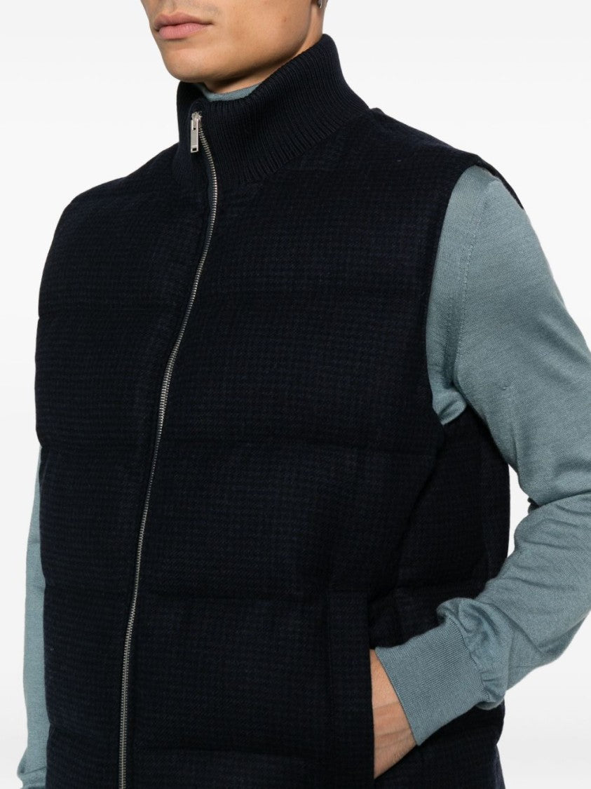 Lardini Tailored Men's Vest With Traditional Collar And Structured Silhouette