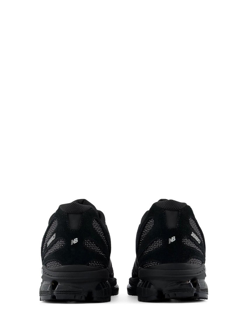 New Balance Low-Profile Sneakers With Cushioned Sole And Signature Logo