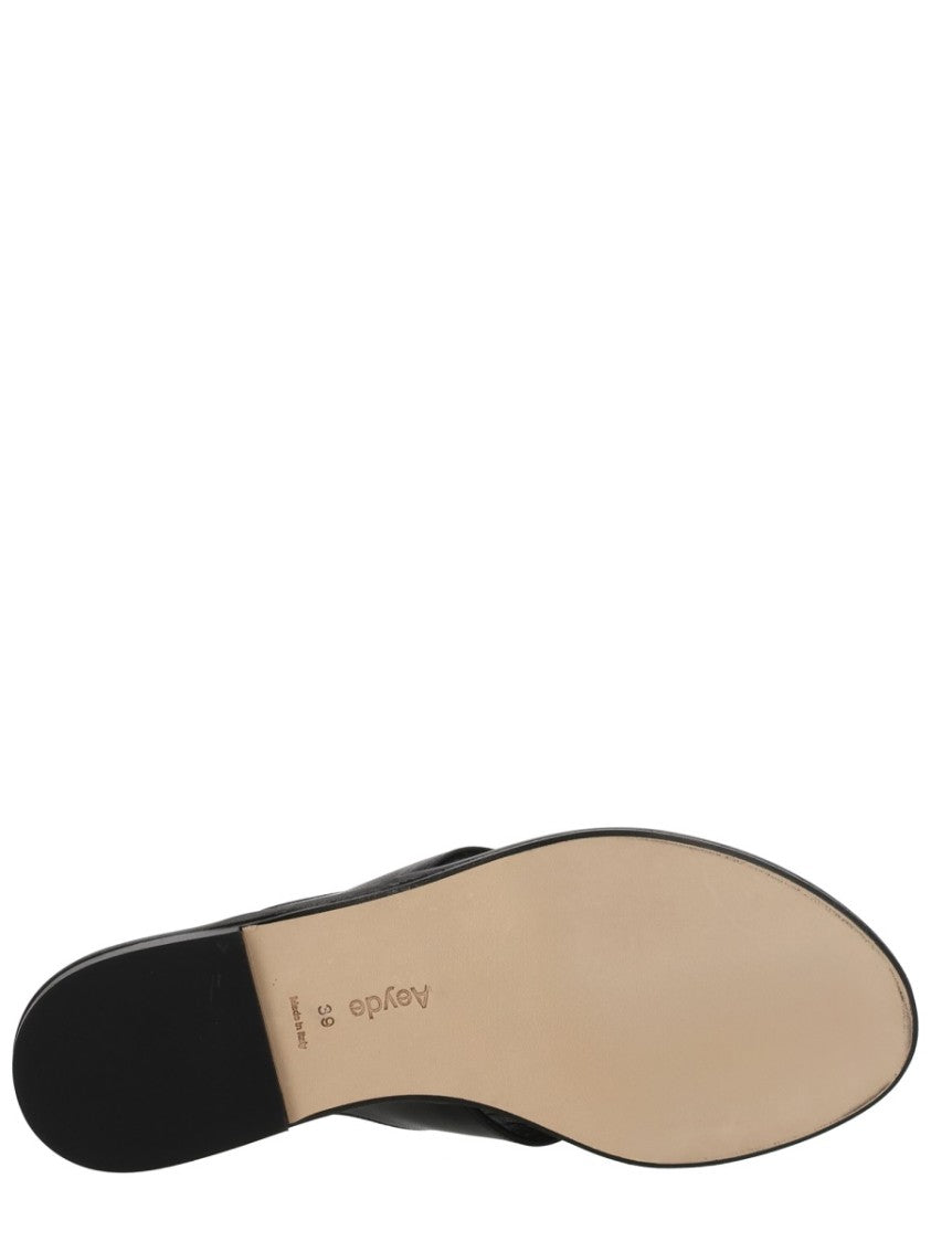 Aeydē Minimalist Wide Strap Toe Post Sandals