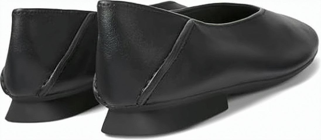 Camper Minimalist Black Flat Shoes With Rounded Toe And Subtle V-Cut