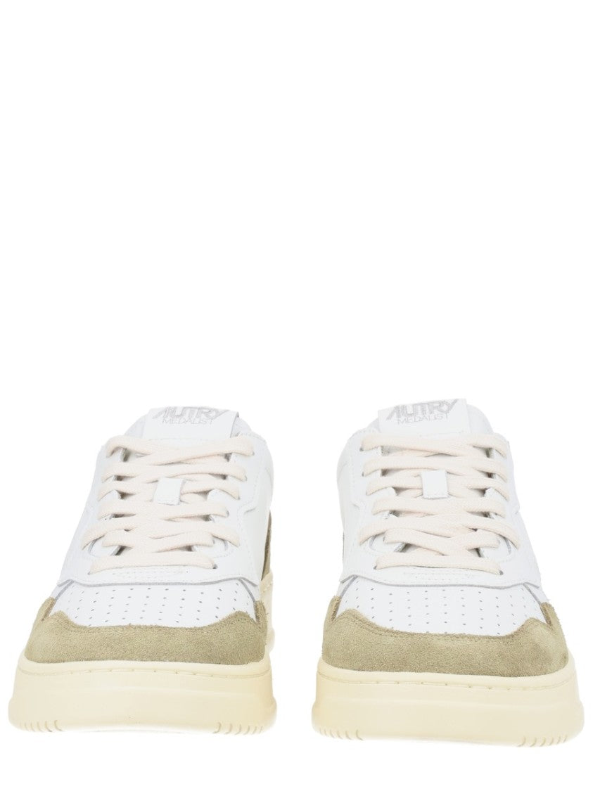 Autry Medalist Low Neutral Retro Sneakers