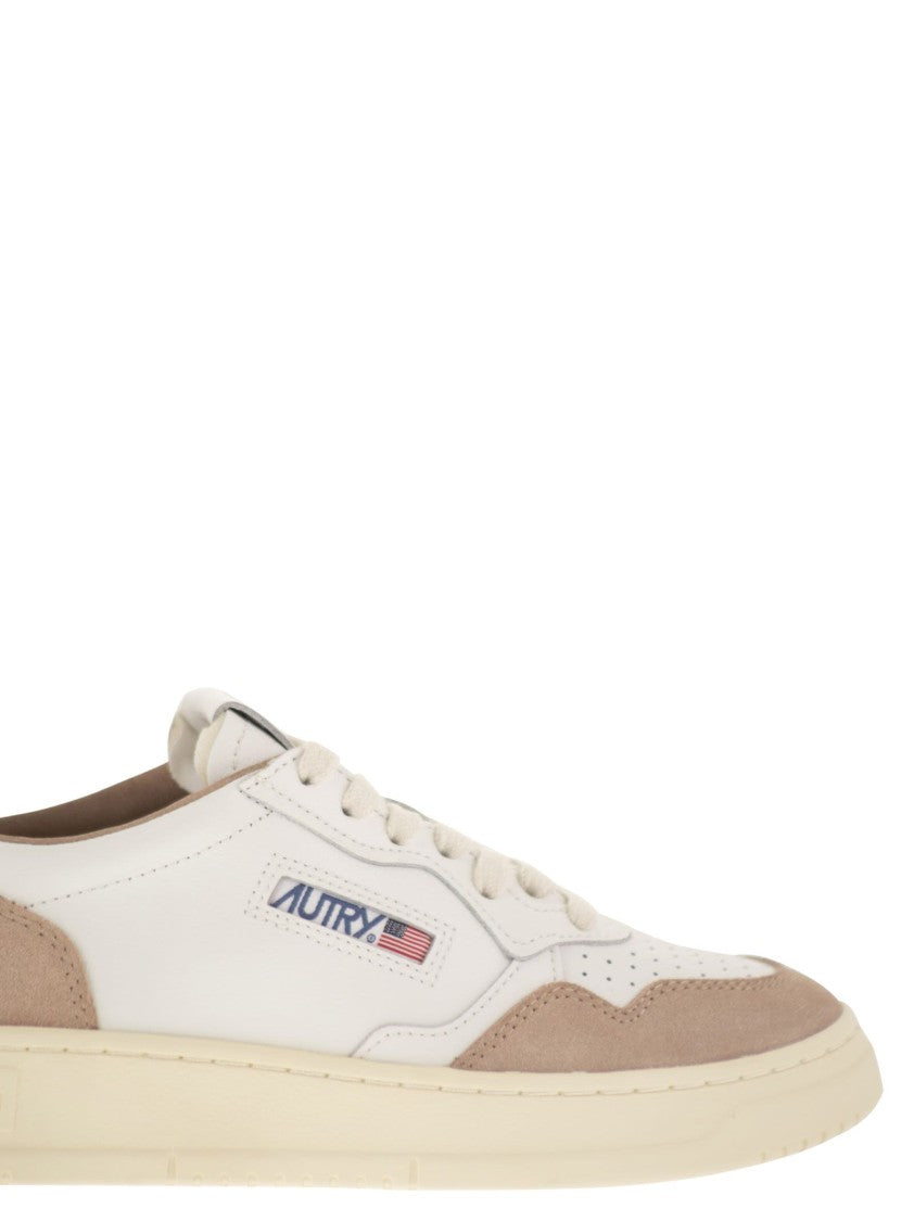 Autry Medalist Low - Leather And Suede Sneakers