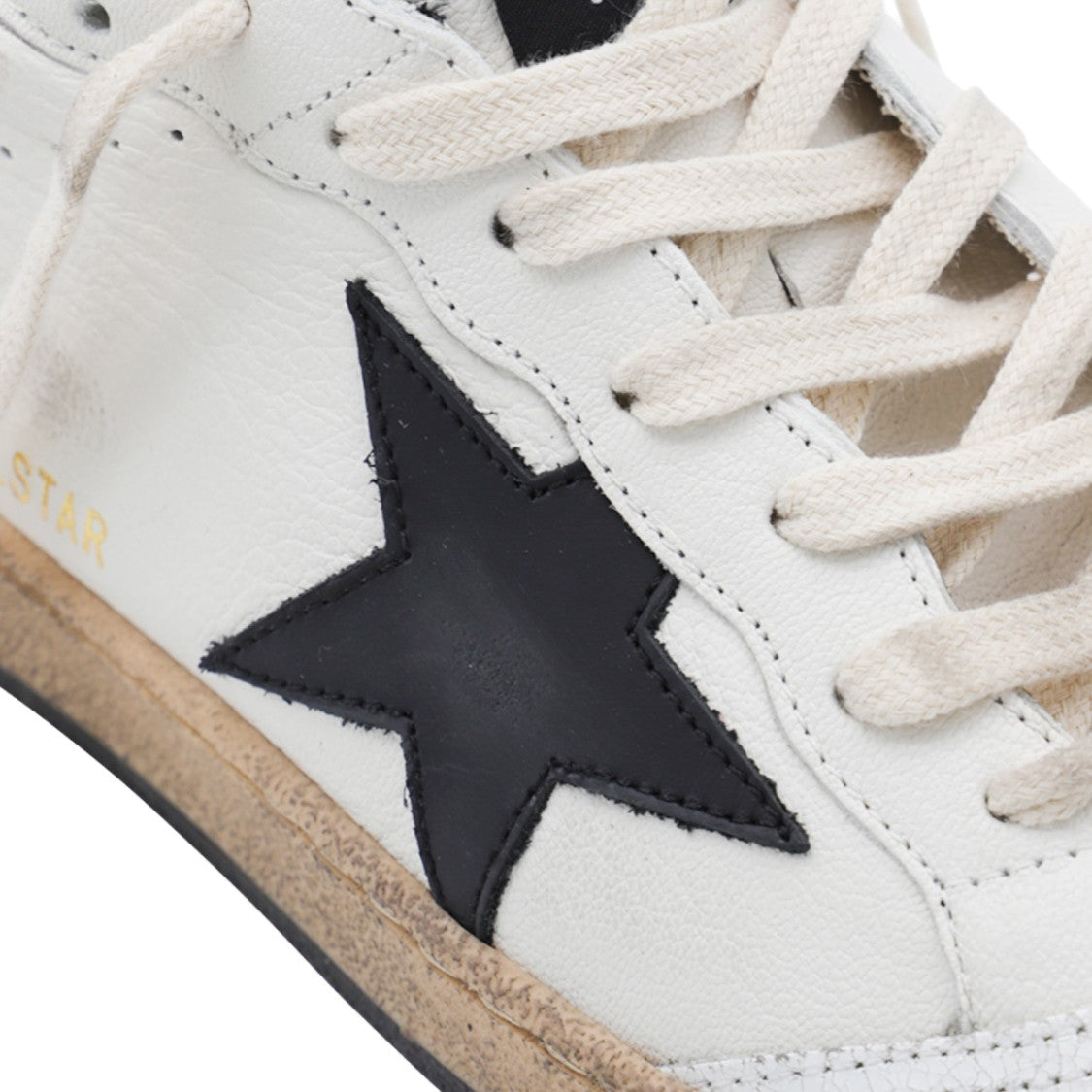Golden Goose Distressed White Leather Low-Top Sneakers With Vintage Aesthetic