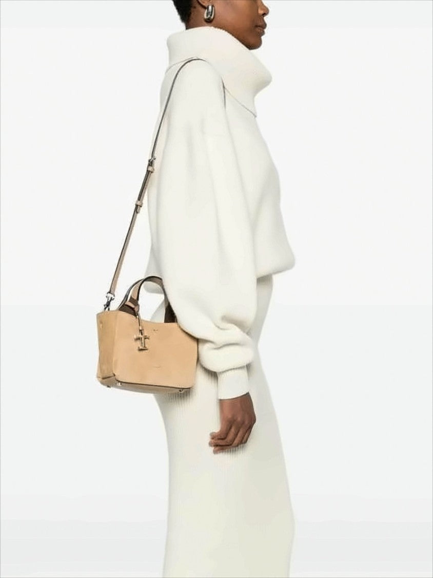 Tod's Compact Calf Leather Shoulder Bag With Adjustable Strap