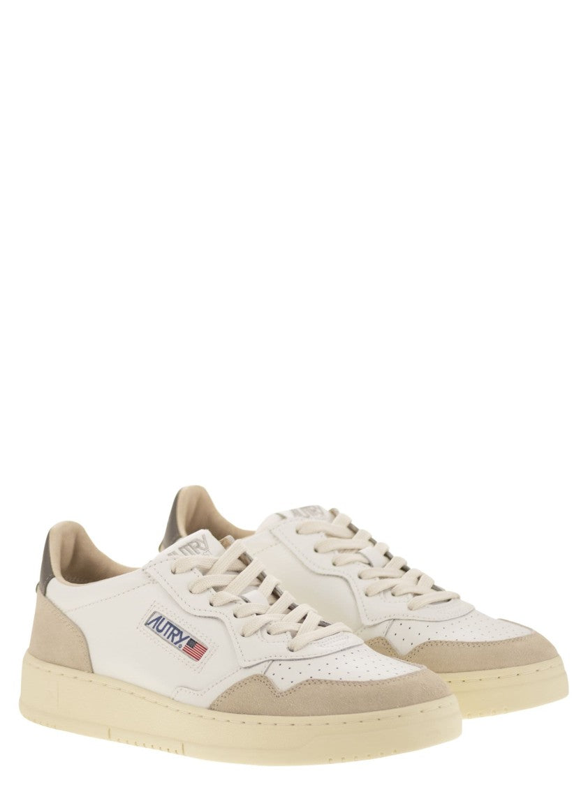 Autry Medalist Low - Leather And Suede Sneakers