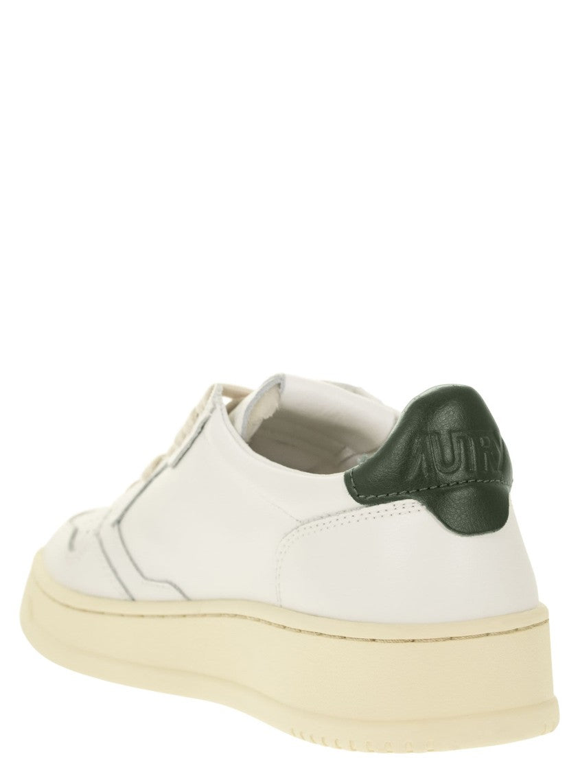 Autry Medalist Low - Leather Sneakers