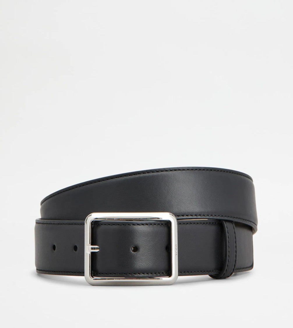 Tod's Black Belt With Rectangular Silver Buckle