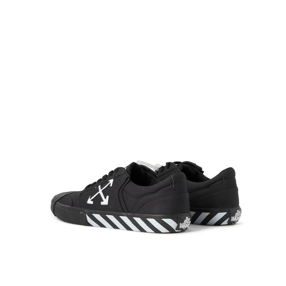 Off-White Vulcanized Low Sneakers With Contrasting Sole