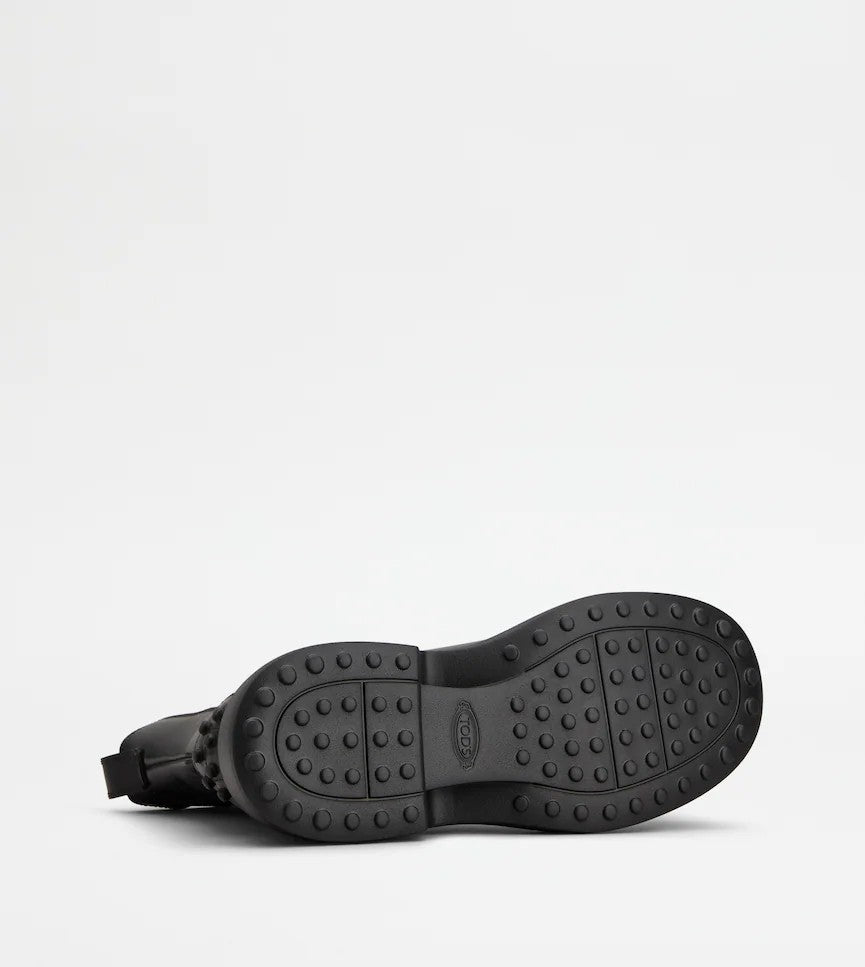 Tod's Modern Ankle Boots With Elastic Panels
