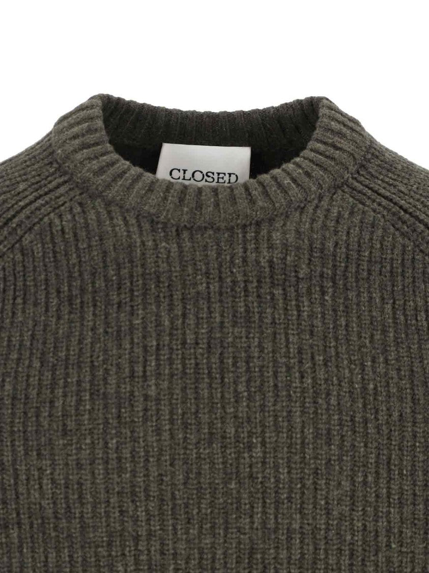 Closed Wool Sweater – Navy