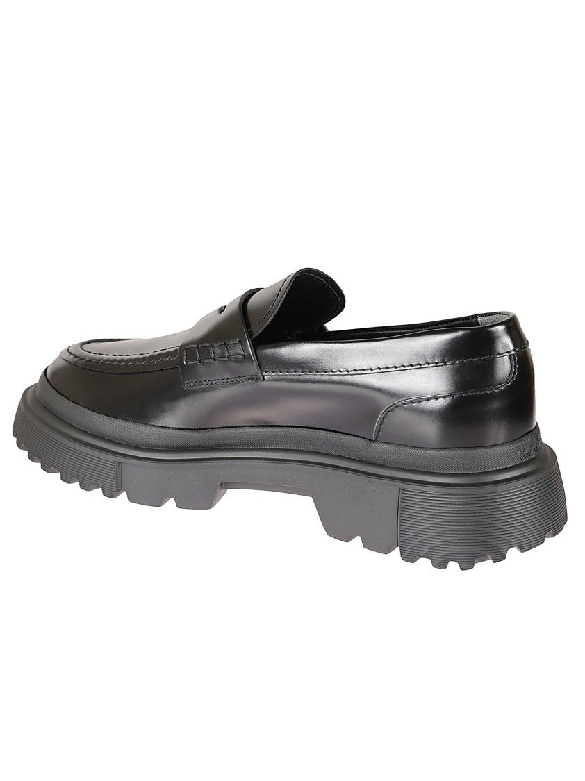 Hogan Black Leather Moccasin With Embossed Logo