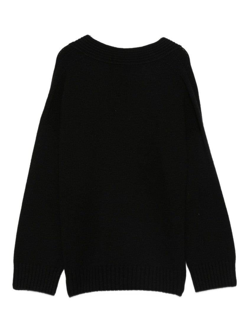 Vanisé Deep V-Neck Black Sweater With Ribbed Details