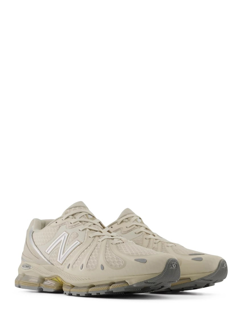 New Balance Streamlined Sneakers With Breathable Mesh Upper