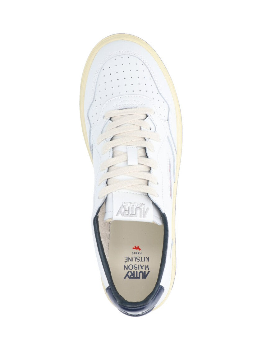 Autry "Medialist" Sneakers In White Leather