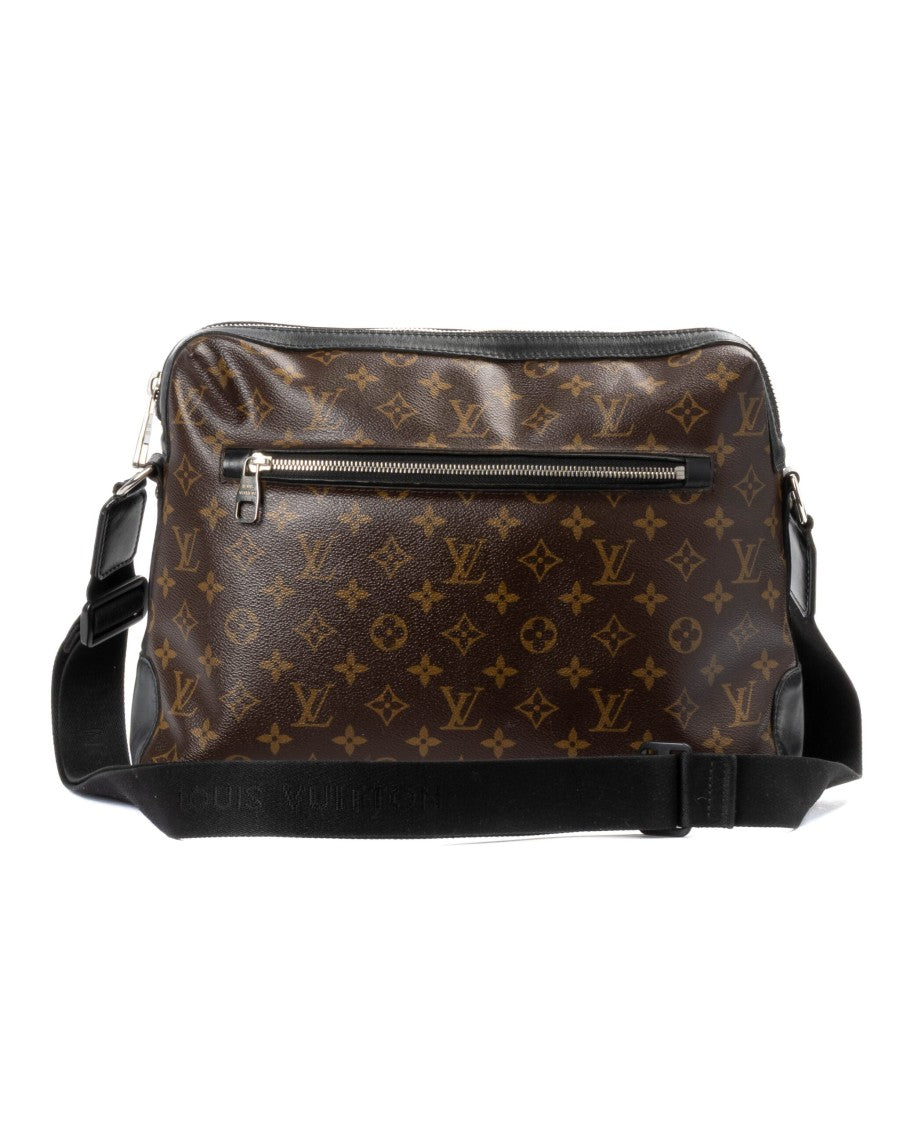 Louis Vuitton Torres Messenger Mm Monogram Canvas Messenger Bag