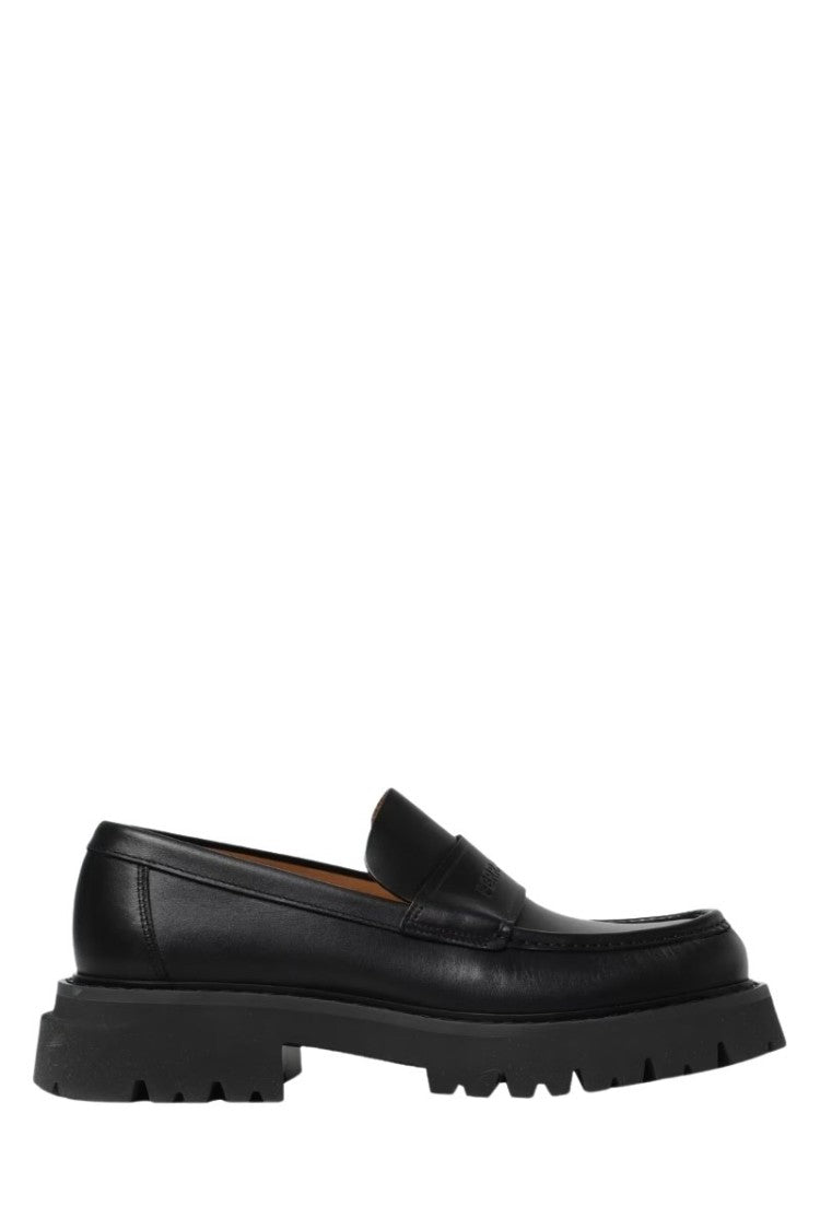 Salvatore Ferragamo Fergal Loafers In Black