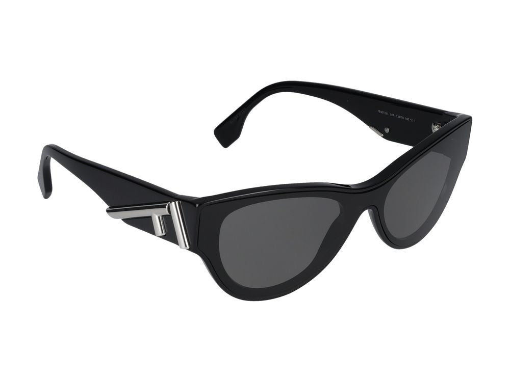 Maison Fendi Black Bold Cat-Eye Sunglasses