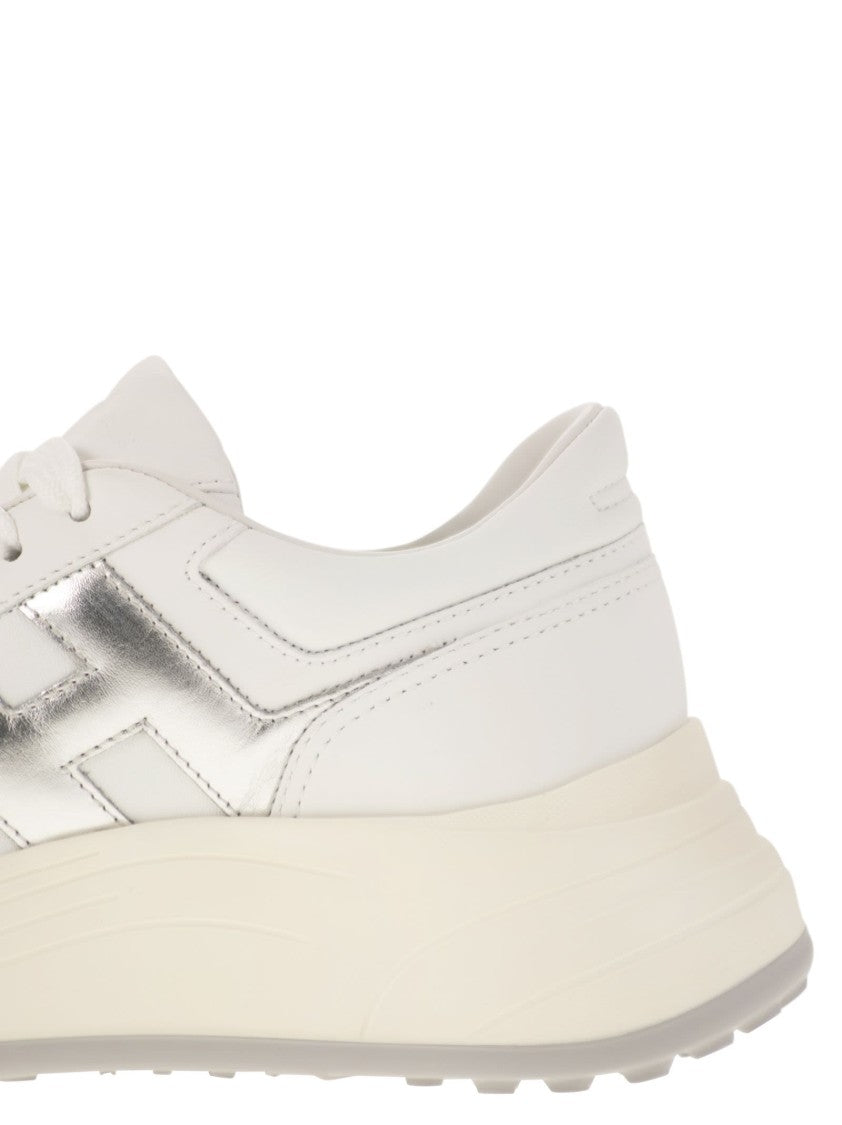Hogan Hi-Fi Trainers With Side H