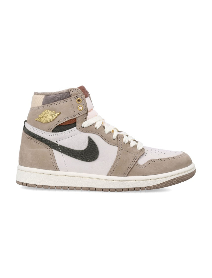 Nike Air Jordan 1 Retro High Sneakers