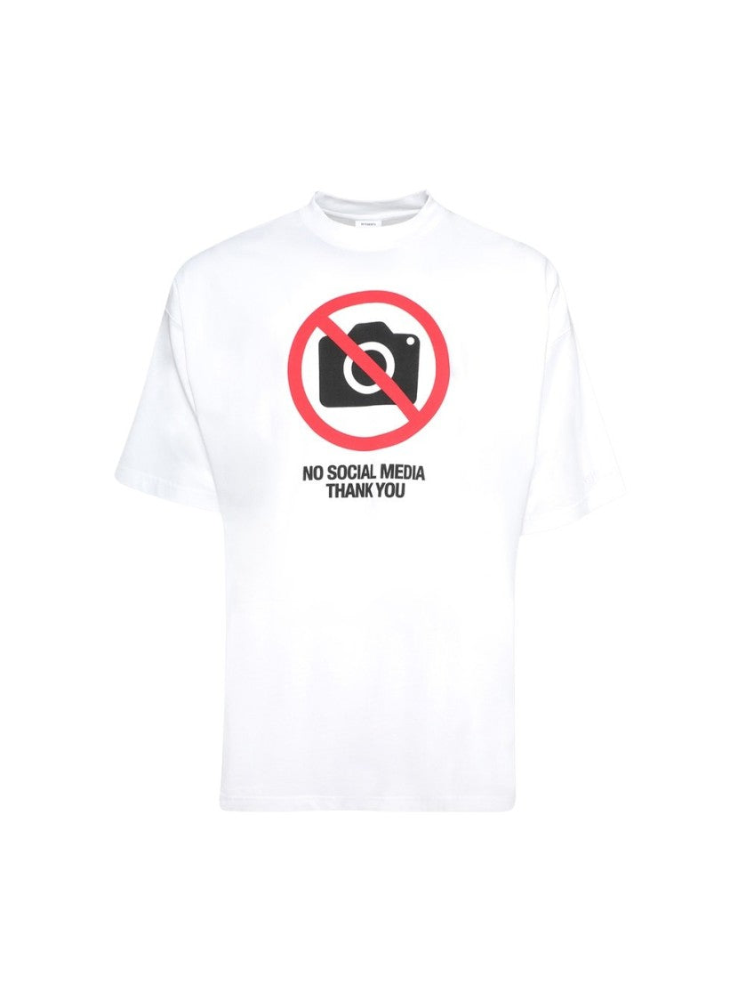 Vetements No Social Media T-Shirt