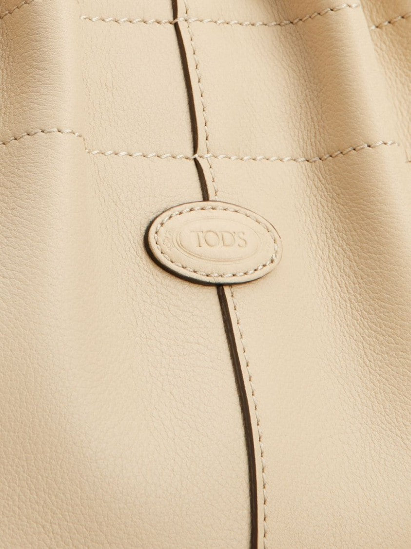Tod's Calfskin Shoulder Bag With Spacious Interior And Modern Design