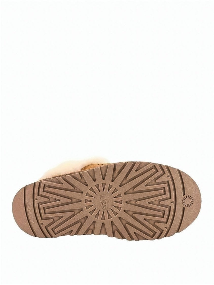 Ugg Cozy Slip-On Mule With Plush Lining And Subtle Logo