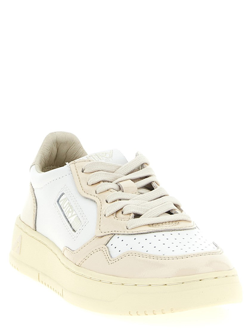 Autry 'Medalist Low' Sneakers