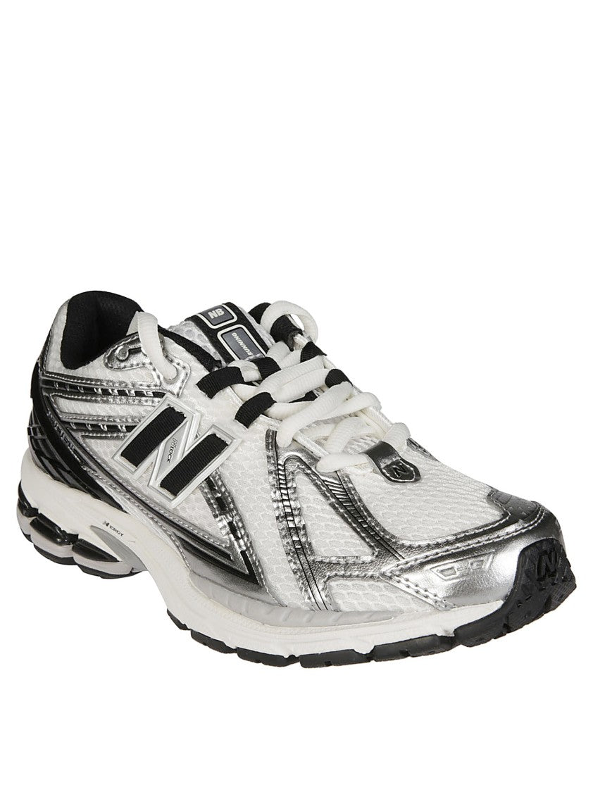 New Balance Sporty Sneakers With Reflective Upper