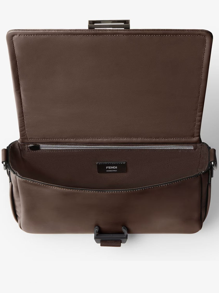 Fendi Flux Messenger B Vit.Mal Brown Leather Messenger