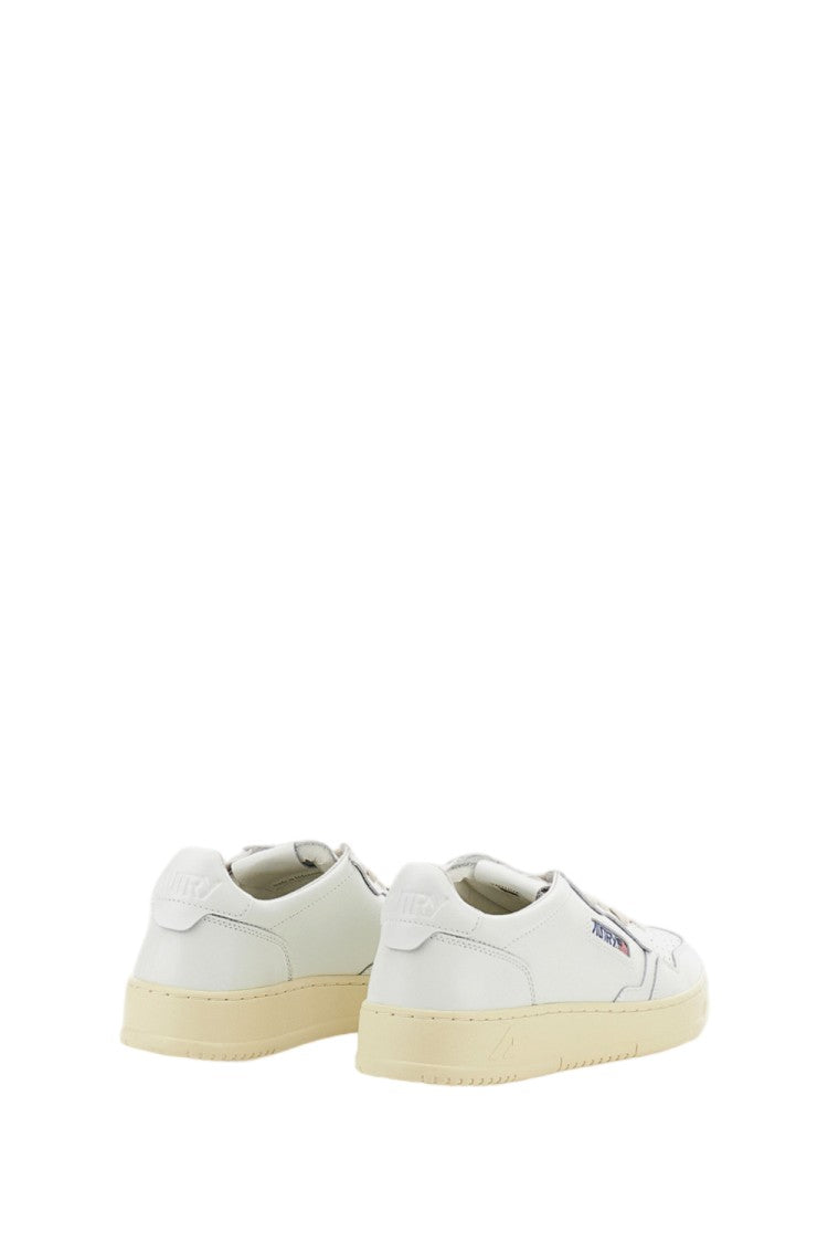 Autry White Medalist Low Leather Sneakers