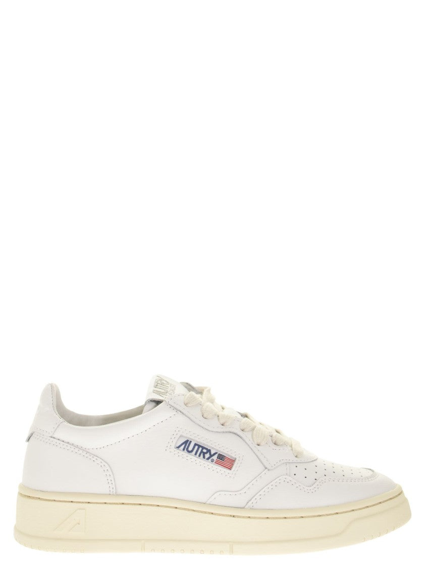 Autry Medalist Low - Leather Sneakers