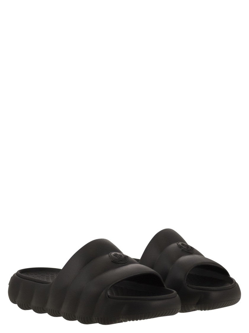Moncler Quilted Black Eva Lilo Slides