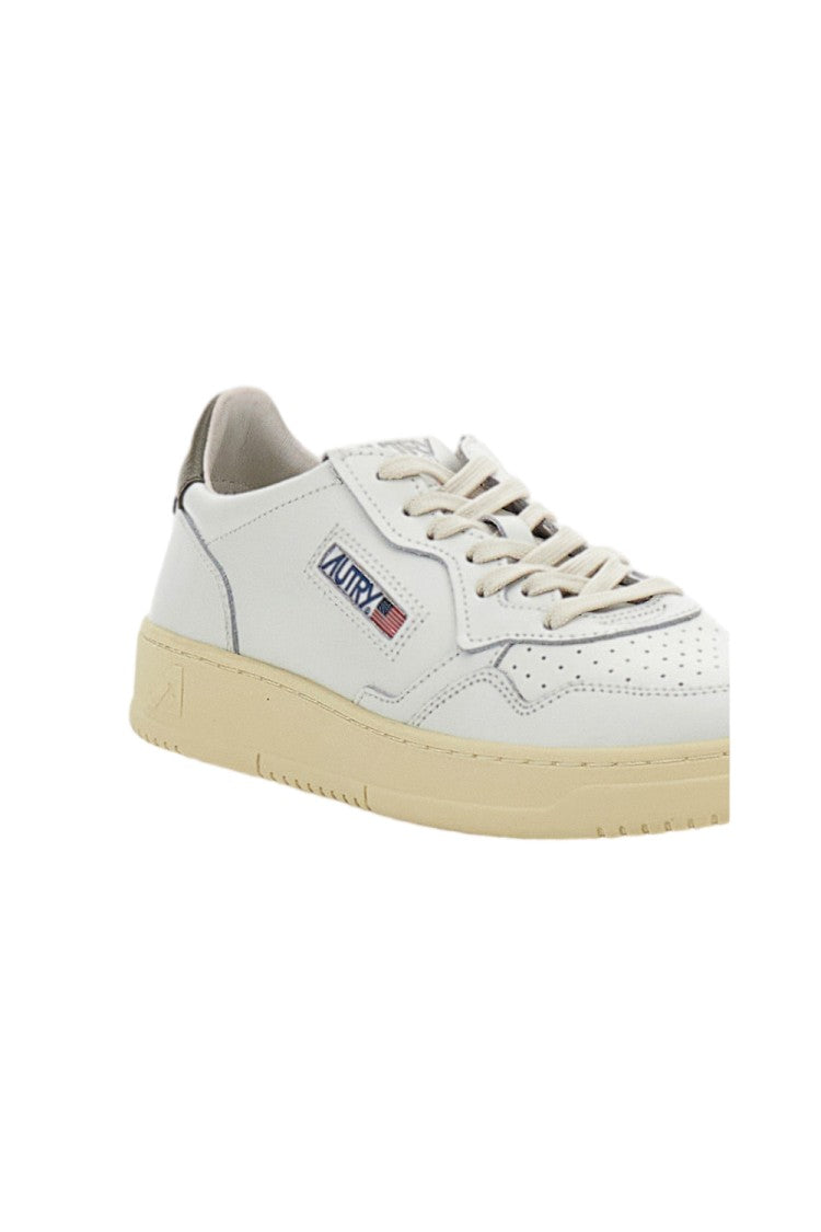 Autry White Medalist Low Leather Sneakers