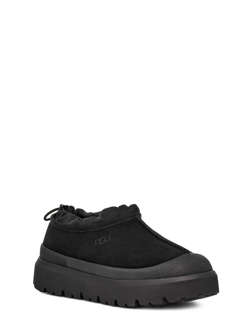 Ugg Matte Black Slip-On Flat Shoes