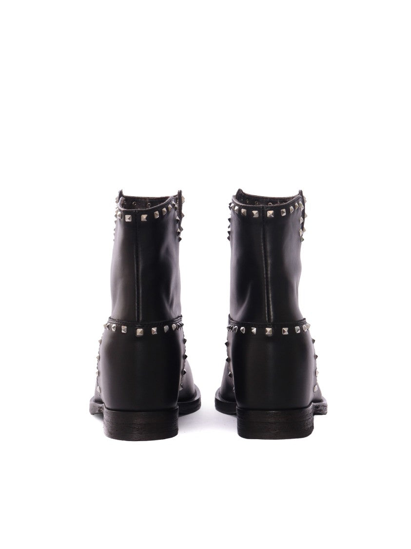 Via Roma 15 Ankle Boots With V-Shaped Notch