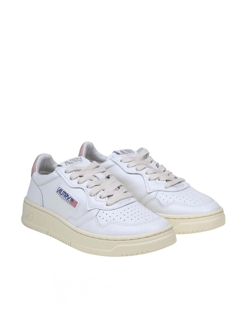 Autry Sneakers In White Leather