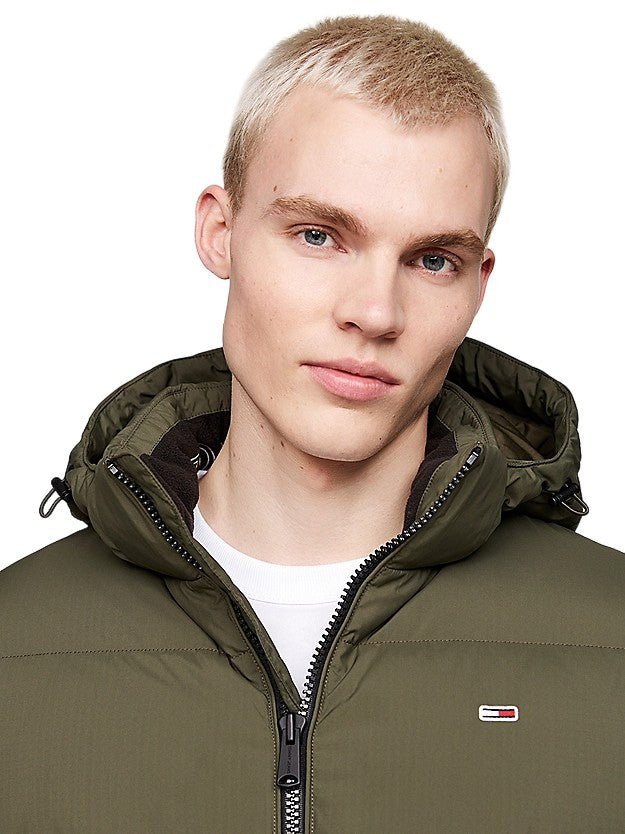 Tommy Jeans Water-Repellent Quilted Jacket With Removable Hood