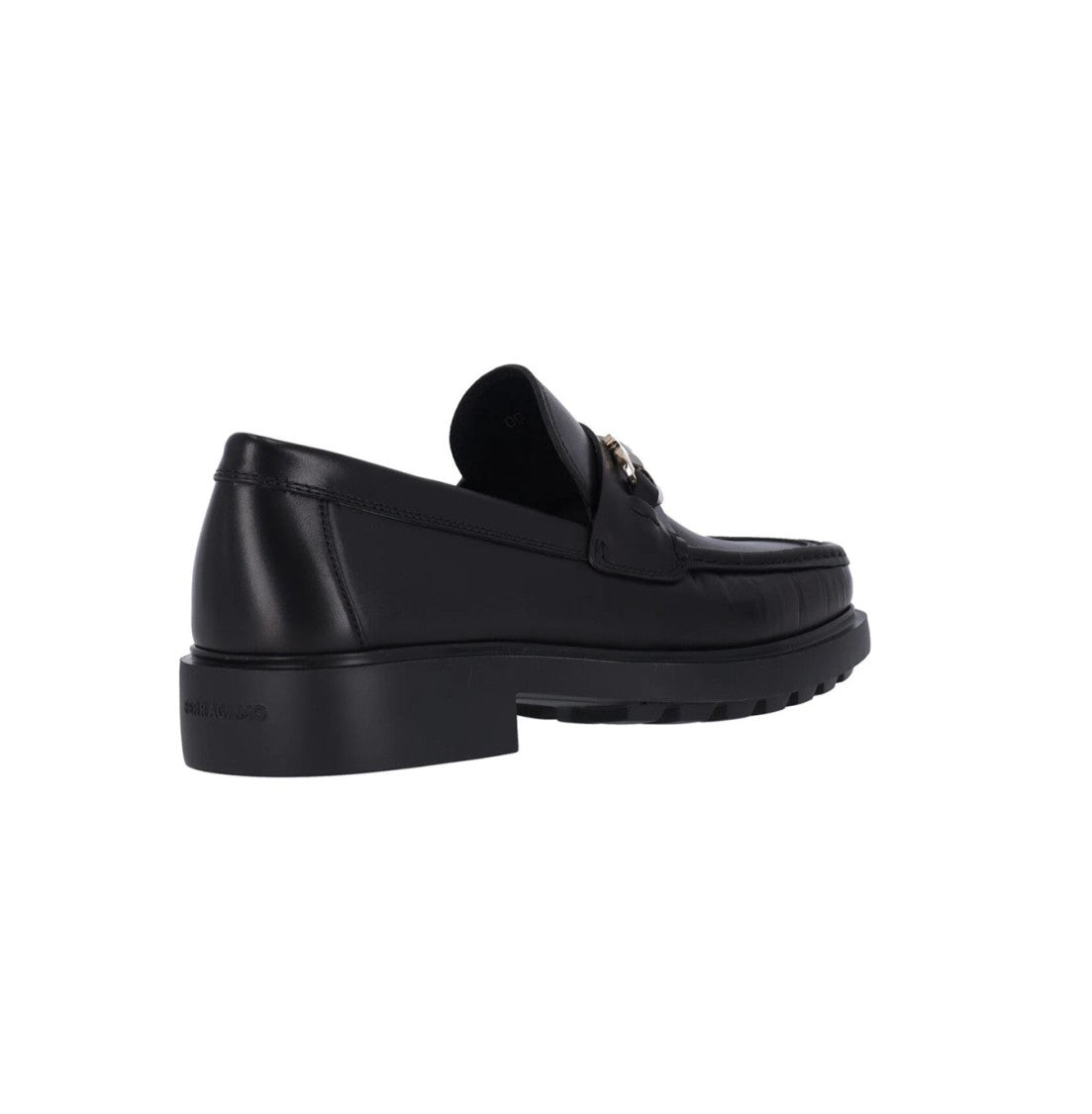 Ferragamo Sleek Leather Flat Shoes With Buckle Detail