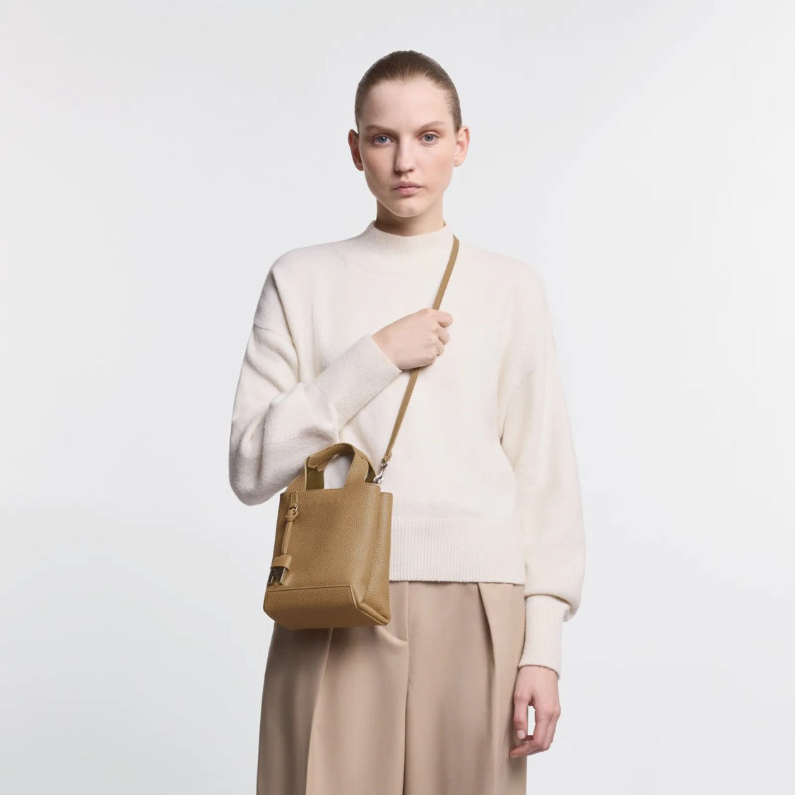Hogan Refined Mini Pebbled Leather Shopping Bag