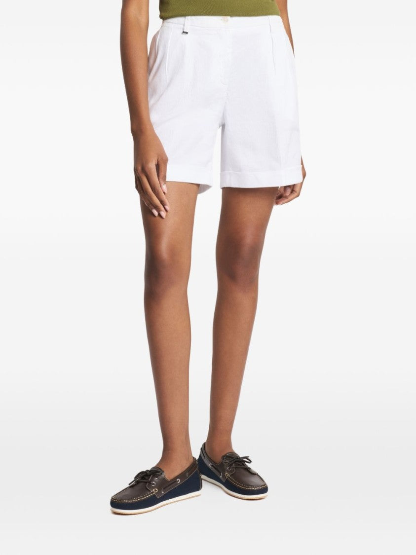 Fay Pleated White Shorts With Tailored Fit And Button Fastening