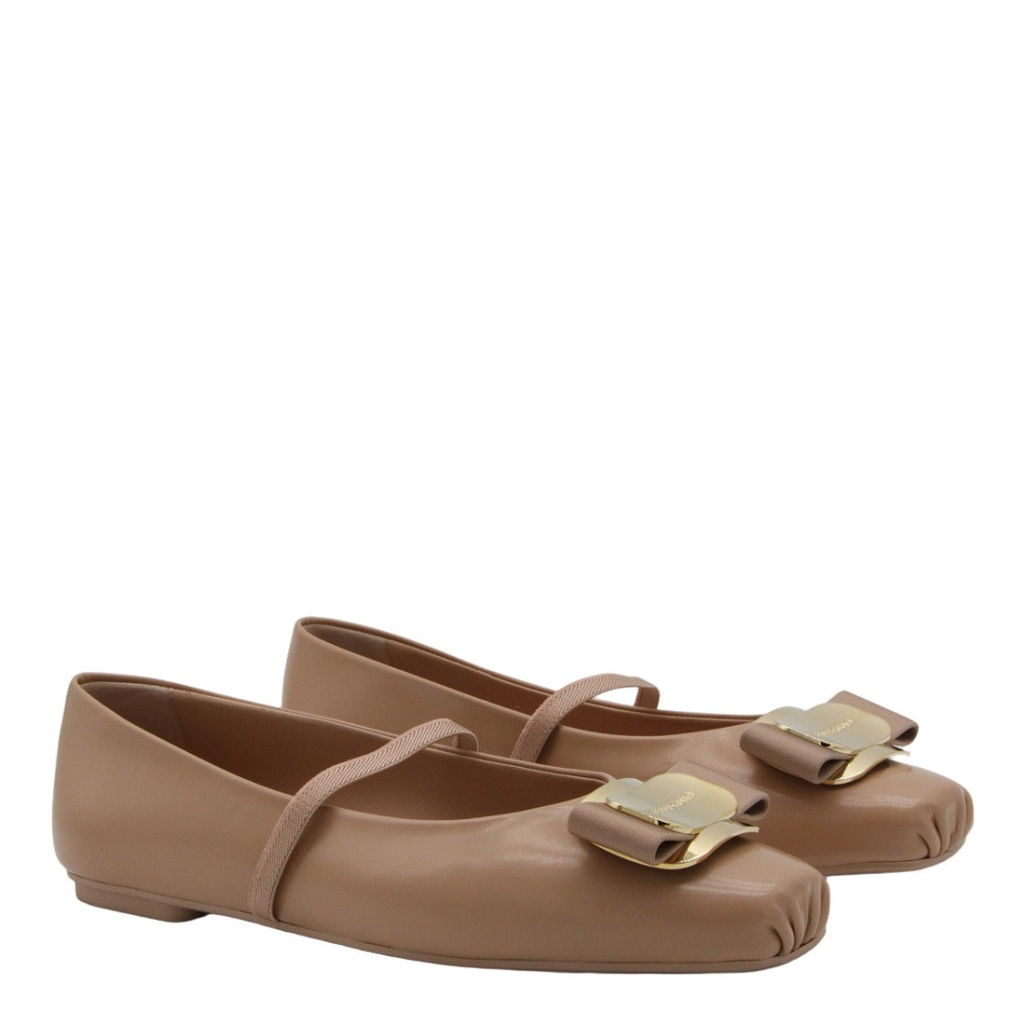 Ferragamo Beige Leather Flats With Decorative Buckle
