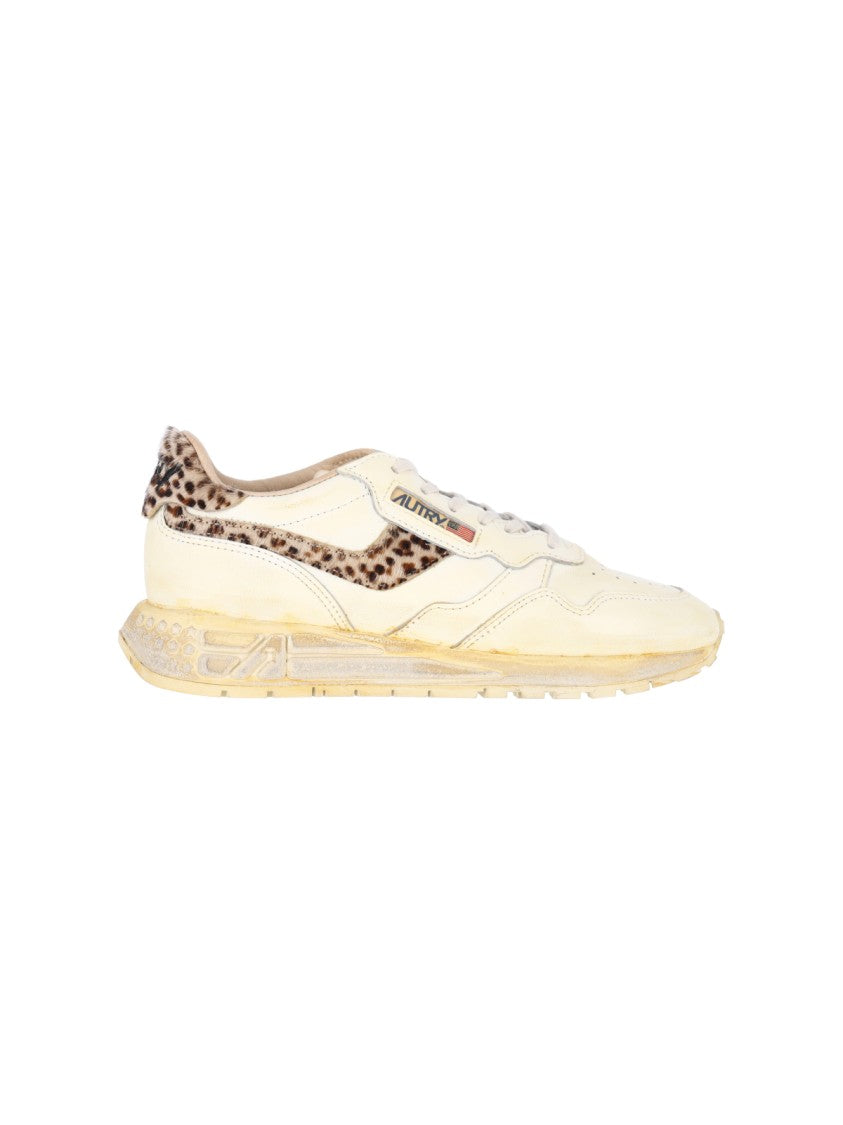 Autry Cream Leather Reelwind Low Sneakers