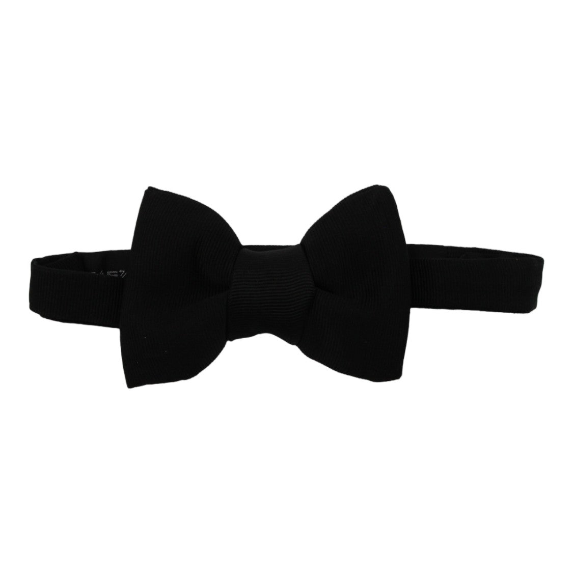 Tom Ford Classic Black Bow Tie With Timeless Design