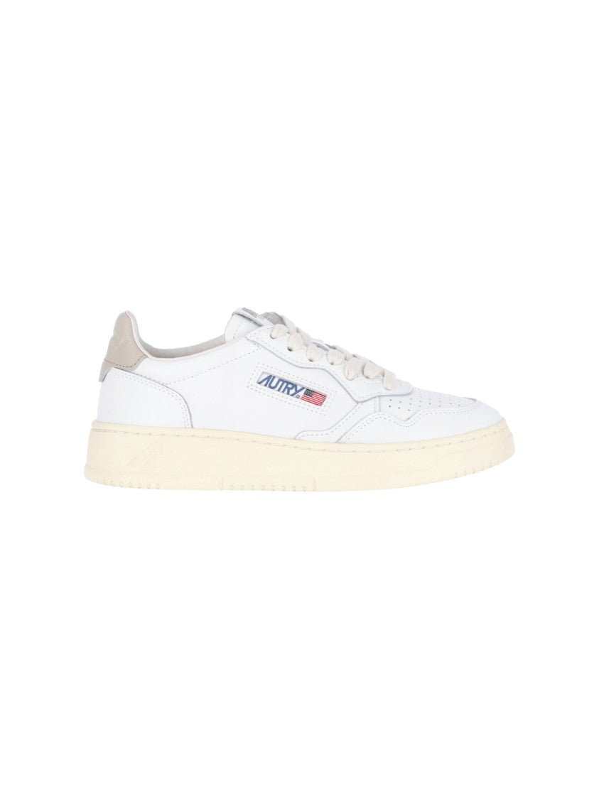 Autry White Medalist Leather Low-Top Sneakers