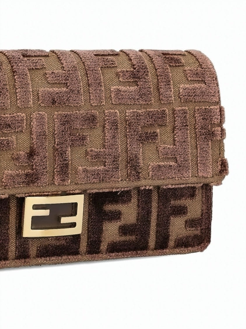 Fendi Textured Fabric Wallet With Monogram Pattern And Chain Strap