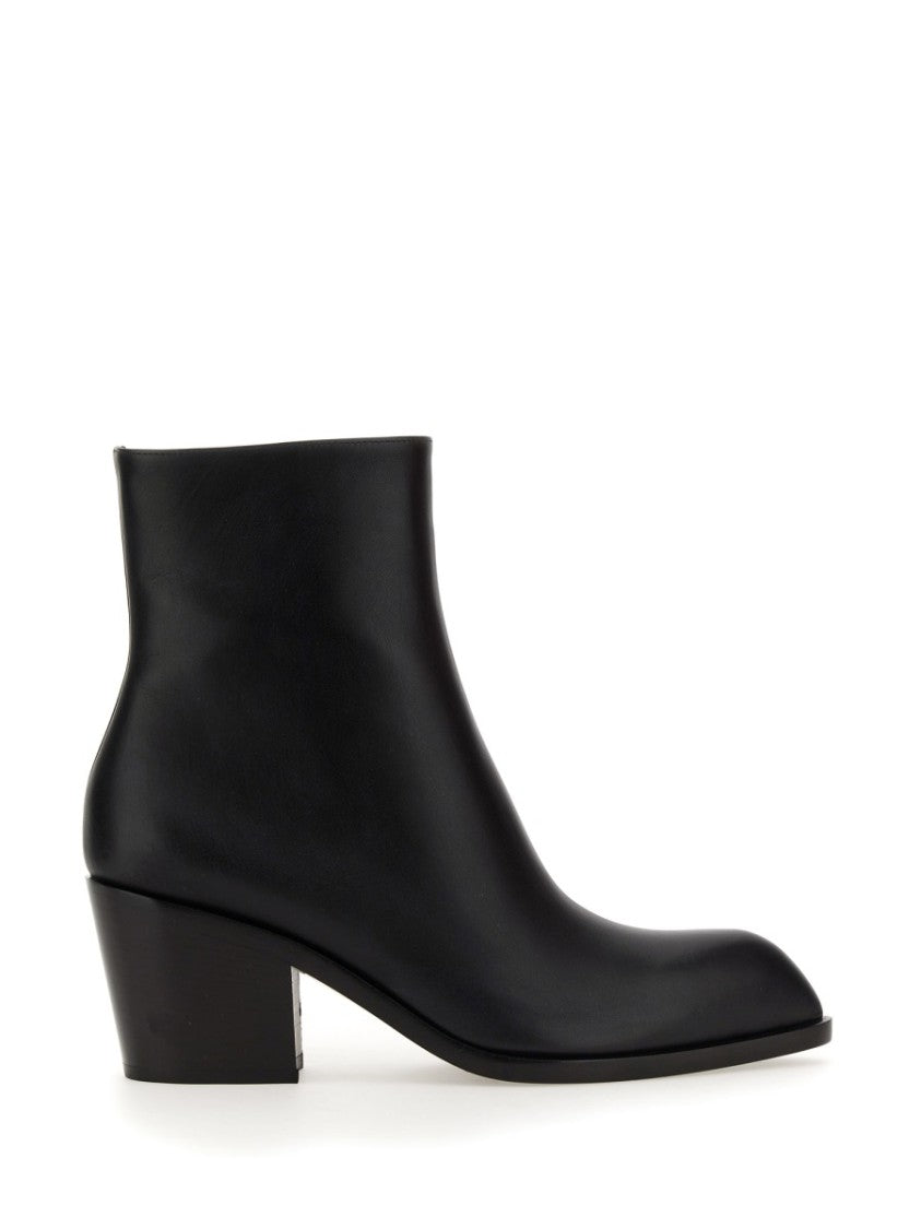 Gianvito Rossi Smooth Leather Ankle Boots With Pointed Toe